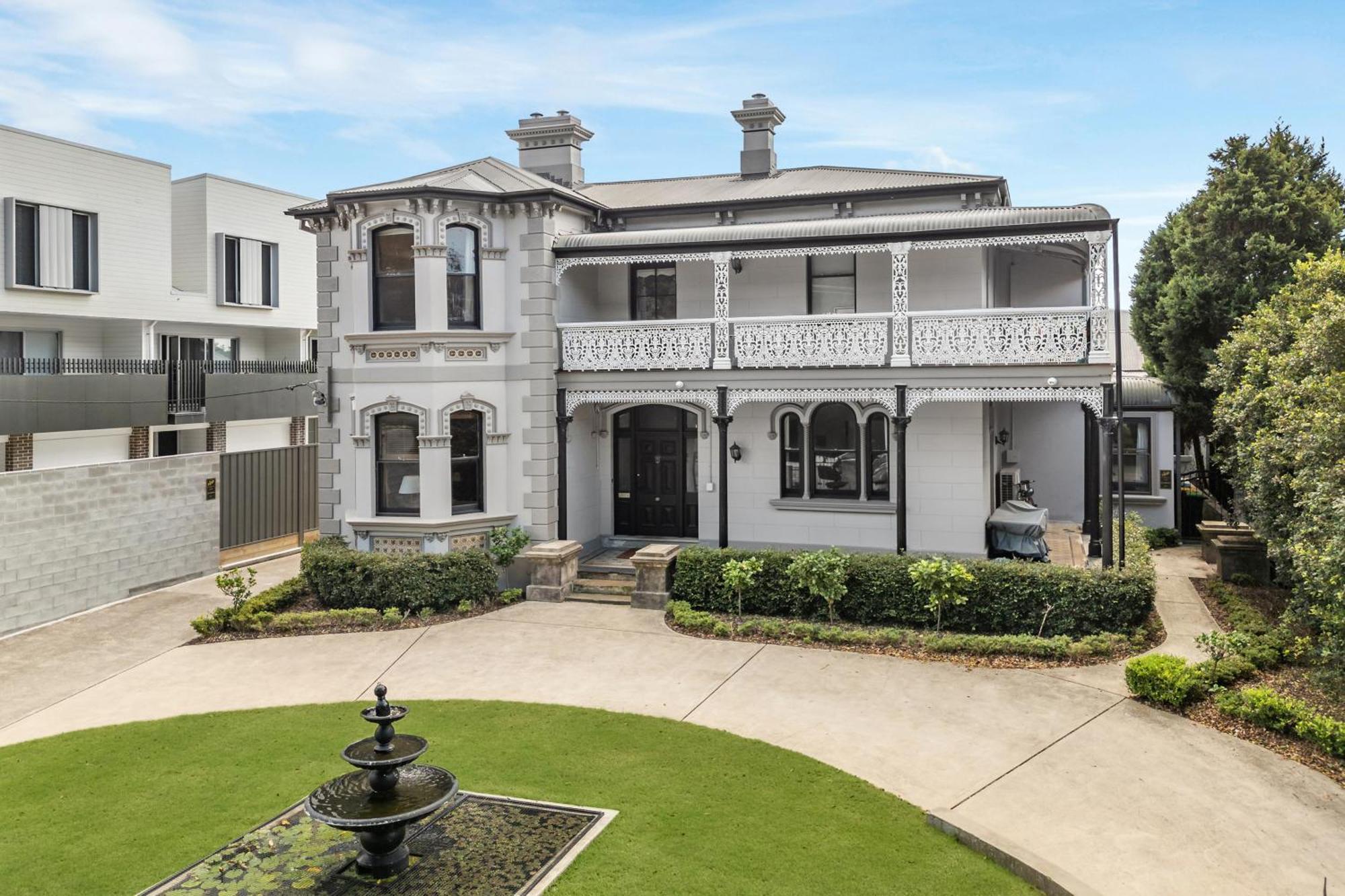 Hotel The Mansion Newcastle Esterno foto